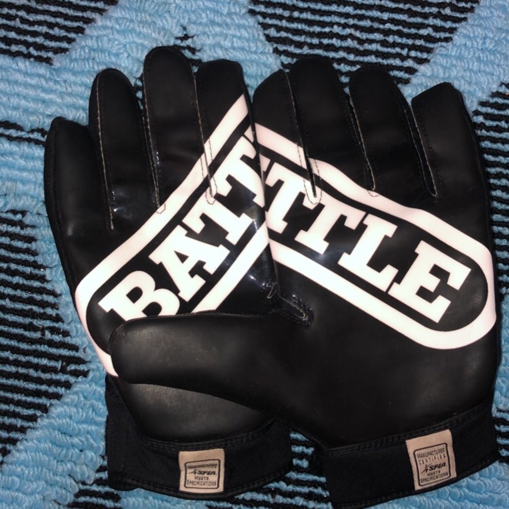 BATTLE Football Receiver Gloves